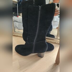 Naturalizer Lined Calf High Suede Boots (Size 10)